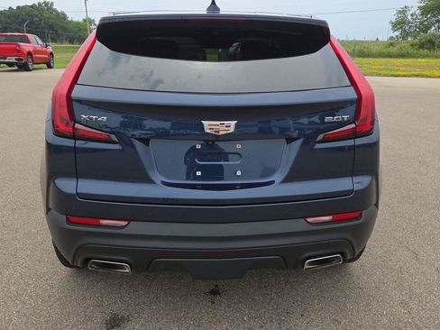 Used 2019 Cadillac XT4 Luxury w/ Trailering Package FWD image 4
