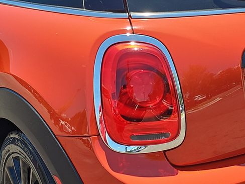 Used 2019 MINI Cooper 2-Door Hardtop FWD image 30