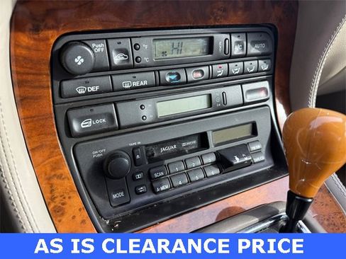 Used 1997 Jaguar XJ6 image 20