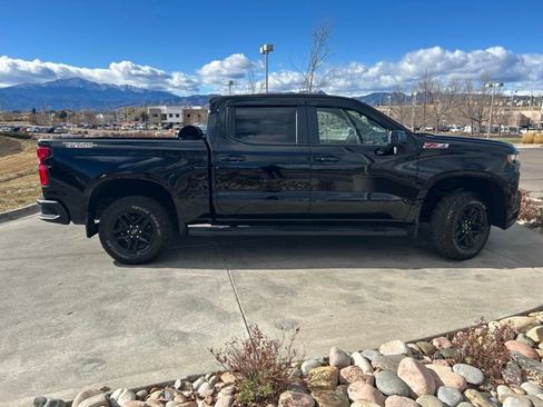 Used 2020 Chevrolet Silverado 1500 LT Trail Boss image 10