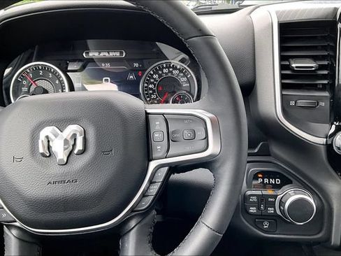 Used 2025 RAM 1500 Big Horn AWD/4WD image 13