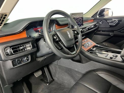Used 2024 Lincoln Aviator Reserve image 22