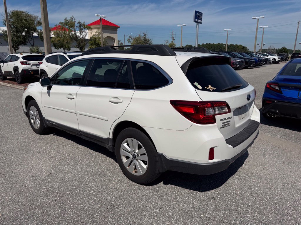 Used 2015 Subaru Outback 2.5i Premium AWD/4WD image 6