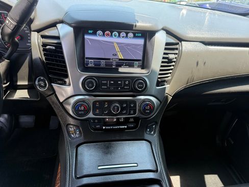 Used 2020 Chevrolet Suburban Premier image 27