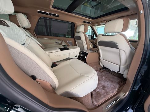 New 2026 Land Rover Range Rover SV AWD/4WD image 28