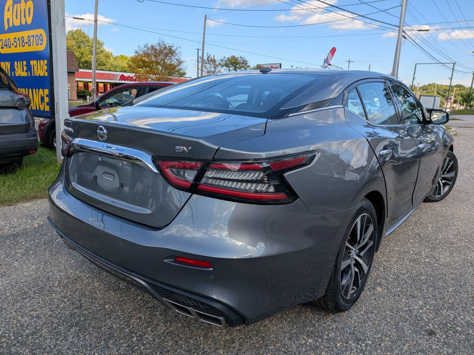 Used 2020 Nissan Maxima 3.5 SV w/ Floor Mat Group FWD image 5