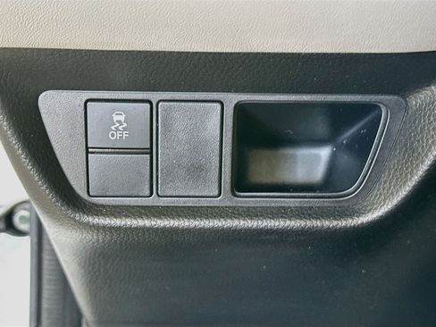 Used 2024 Honda HR-V LX image 16