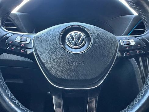 Used 2020 Volkswagen Passat 2.0T SE image 17