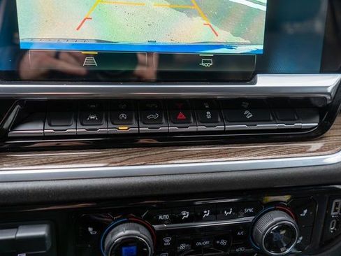 Used 2022 Chevrolet Silverado 1500 RST w/ Z71 Off-Road Package image 28