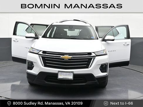 Used 2023 Chevrolet Traverse LT AWD/4WD image 45