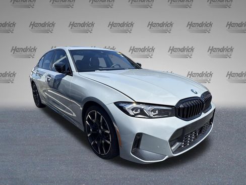 Used 2025 BMW 330i Sedan w/ M Sport Package RWD image 2
