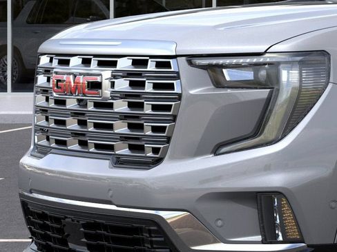 New 2026 GMC Acadia Denali w/ Super Cruise Package FWD image 14