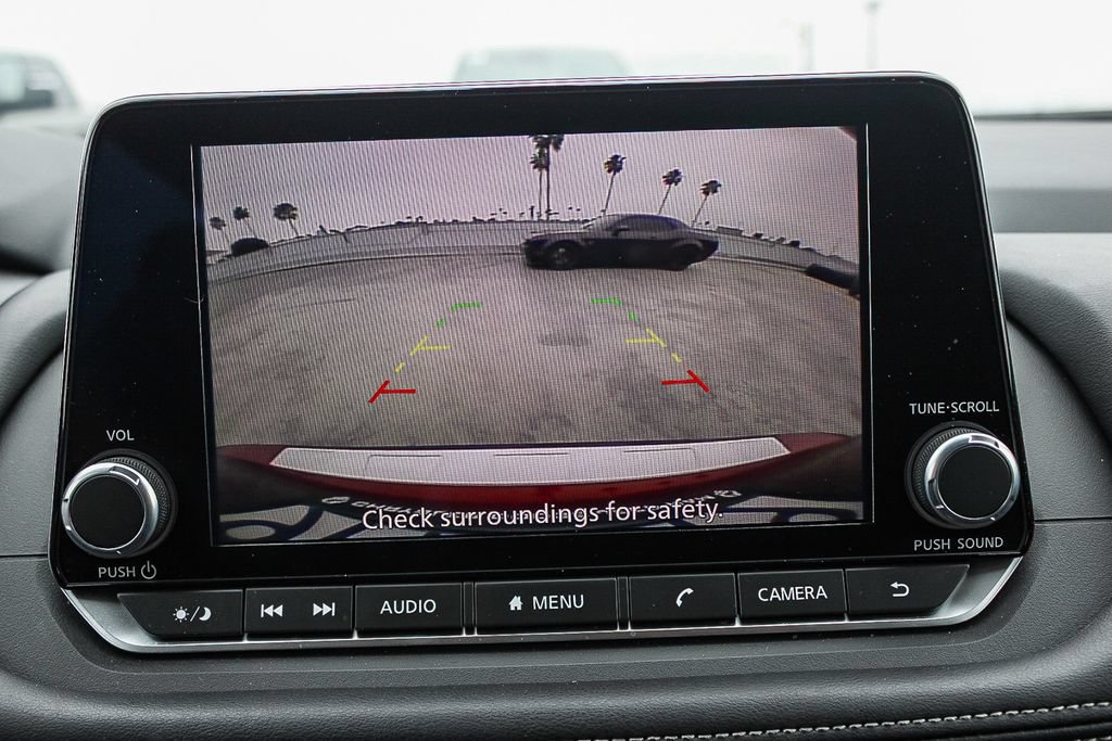 Used 2024 Nissan Rogue SV FWD image 24