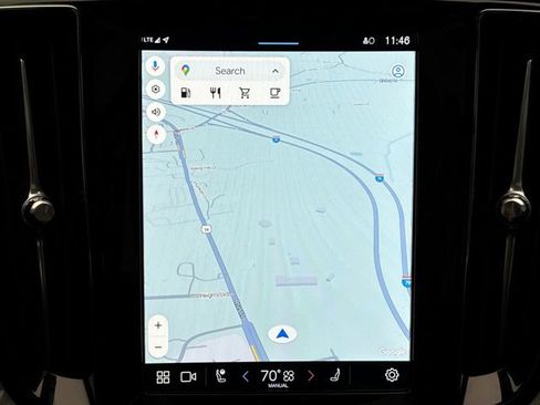 Used 2025 Volvo S60 B5 Plus image 15