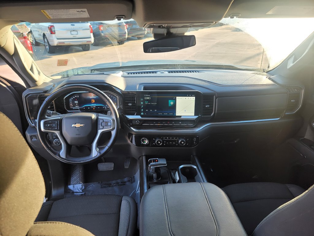 Used 2023 Chevrolet Silverado 1500 LT RWD image 16