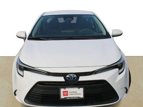 Certified 2024 Toyota Corolla LE image 9