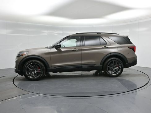 New 2026 Ford Explorer ST-Line RWD image 32