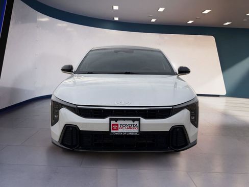 Used 2025 Kia K4 GT-Line w/ GT-Line Premium Package image 8