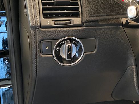 Used 2016 Mercedes-Benz G 63 AMG 4MATIC image 25