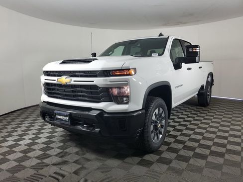 New 2026 Chevrolet Silverado 2500 Custom w/ Custom Value Package image 8