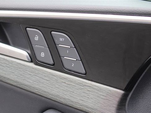 Used 2021 Audi A4 2.0T Premium w/ Convenience Package image 13