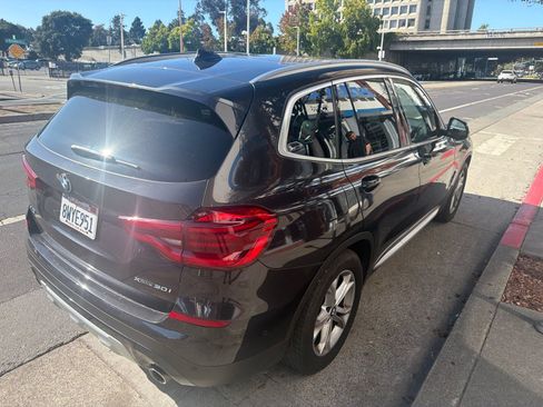 Used 2021 BMW X3 xDrive30i w/ Convenience Package AWD/4WD image 5
