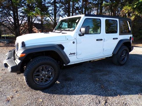 New 2026 Jeep Wrangler Unlimited Sport w/ Convenience Group image 1