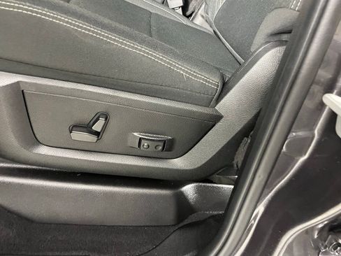 Used 2025 RAM 2500 Big Horn image 24