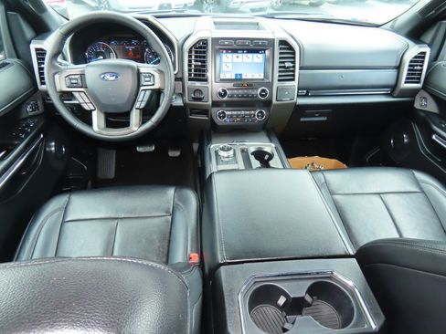 Used 2019 Ford Expedition XLT w/ Equipment Group 202A image 26
