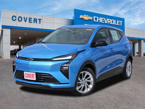 New 2027 Chevrolet Bolt LT FWD image 1