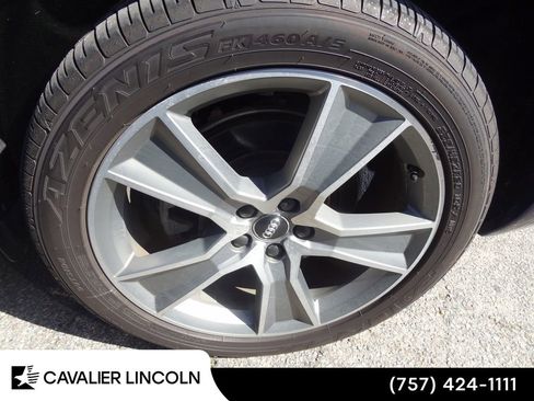 Used 2019 Audi Q5 2.0T Premium Plus w/ Premium Plus Package AWD/4WD image 18