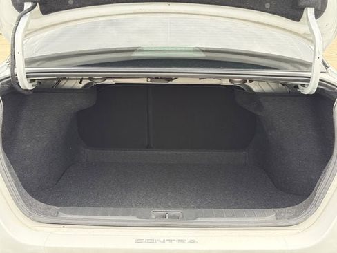 Used 2020 Nissan Sentra S FWD image 30