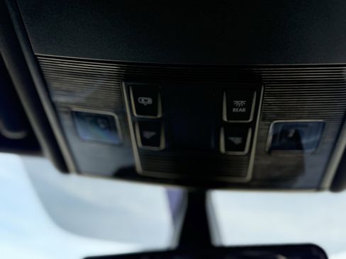 Used 2020 Volkswagen GTI S image 31