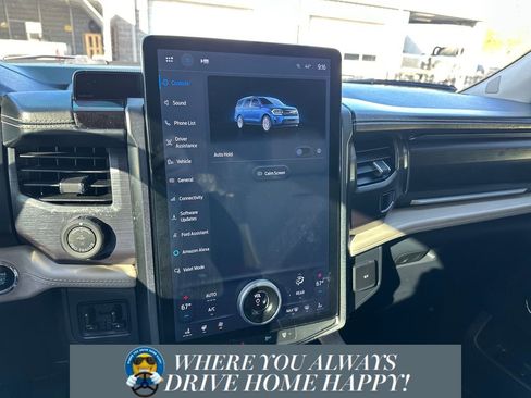 Used 2022 Ford Expedition Platinum image 13