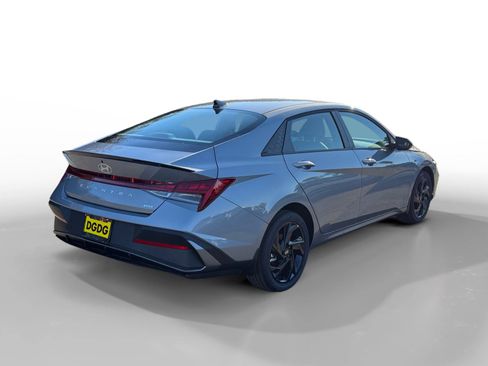 New 2026 Hyundai Elantra Sport FWD image 5