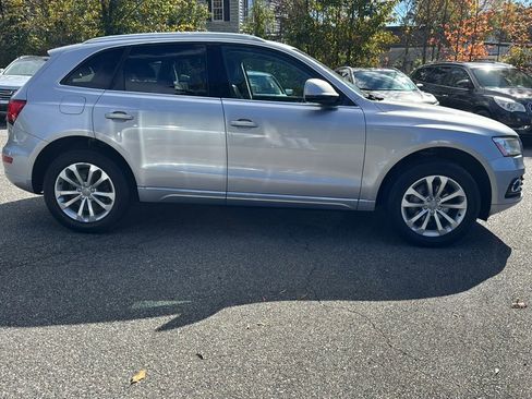 Used 2016 Audi Q5 2.0T Premium w/ Audi MMI Navigation Plus image 4