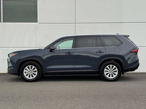 Certified 2025 Toyota Grand Highlander AWD Hybrid image 4