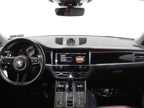Used 2023 Porsche Macan S AWD/4WD image 14