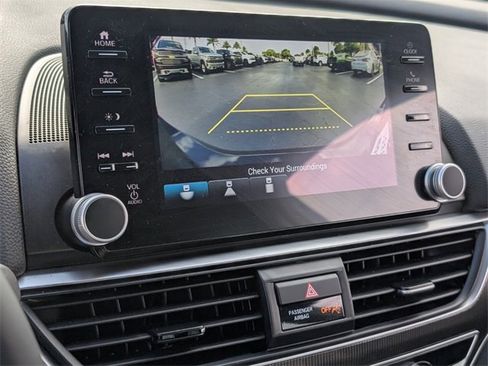 Used 2022 Honda Accord Sport image 21