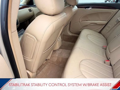 Used 2009 Buick Lucerne CXL w/ Driver Confidence Package FWD image 10