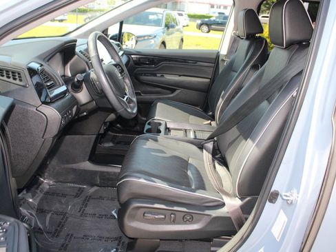 Used 2023 Honda Odyssey Elite image 11