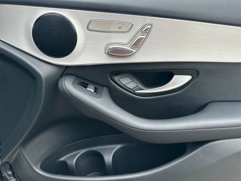 Certified 2022 Mercedes-Benz GLC 300 image 20