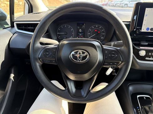 Certified 2025 Toyota Corolla LE image 13