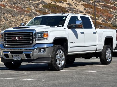 Used 2019 GMC Sierra 2500 SLT w/ Duramax Plus Package image 8