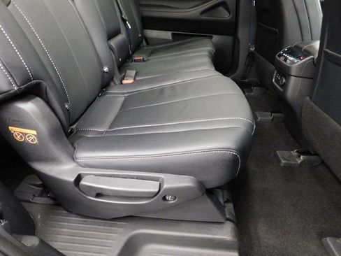 Used 2024 INFINITI QX60 Luxe image 35