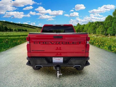 Used 2022 Chevrolet Silverado 1500 LT Trail Boss w/ Bed Protection Package AWD/4WD image 5