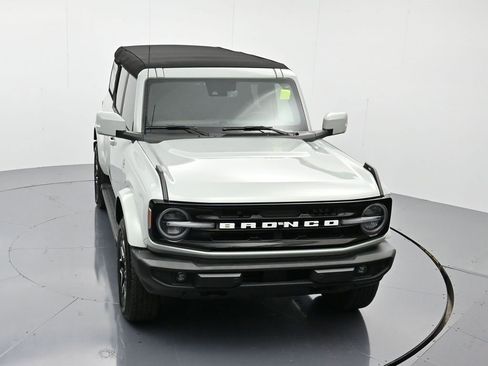Certified 2024 Ford Bronco Outer Banks image 27