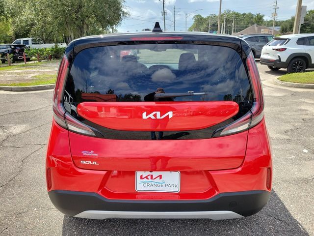Used 2025 Kia Soul EX FWD image 8