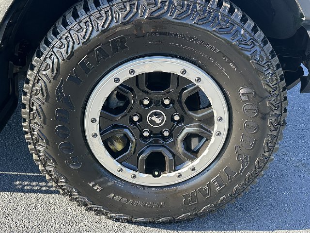 Used 2022 Ford Bronco Badlands AWD/4WD image 11