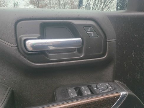 Used 2022 Chevrolet Silverado 1500 LT image 17